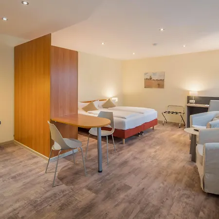 Western Schlossmuehle Отель 4*
