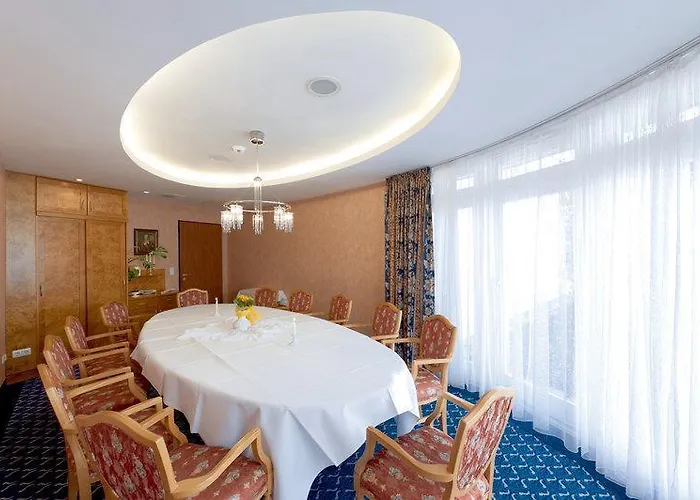 Western Schlossmühle Hotel 4*